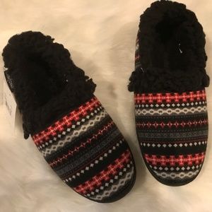 Minnetonka Slippers